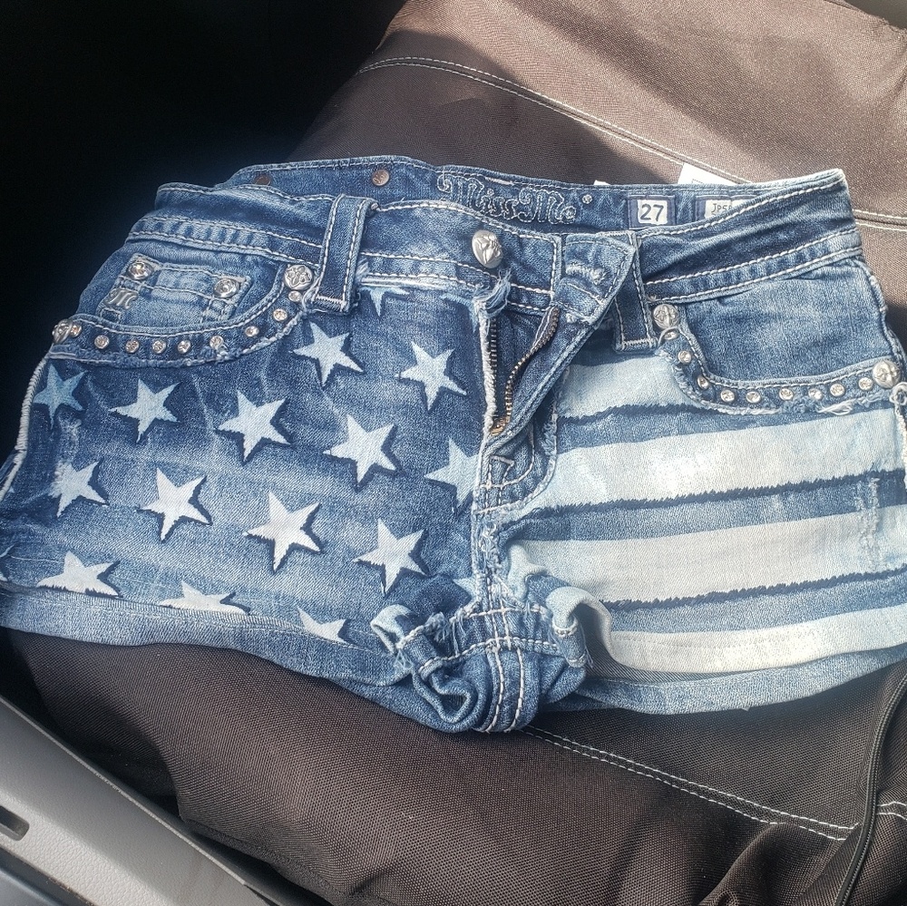 American flag miss me shorts